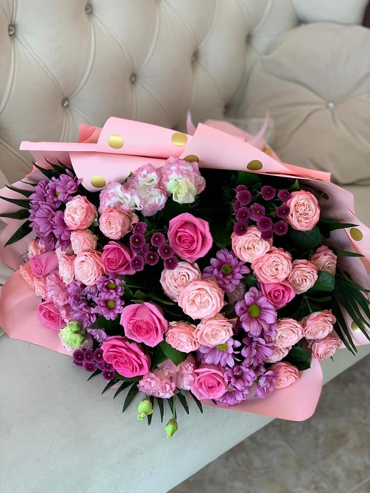 Букет цветов из: Хризантемы, Розы и Лизиантусы в Шумихе