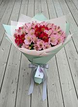 Букет цветов из:  Альстромерии в Шумихе