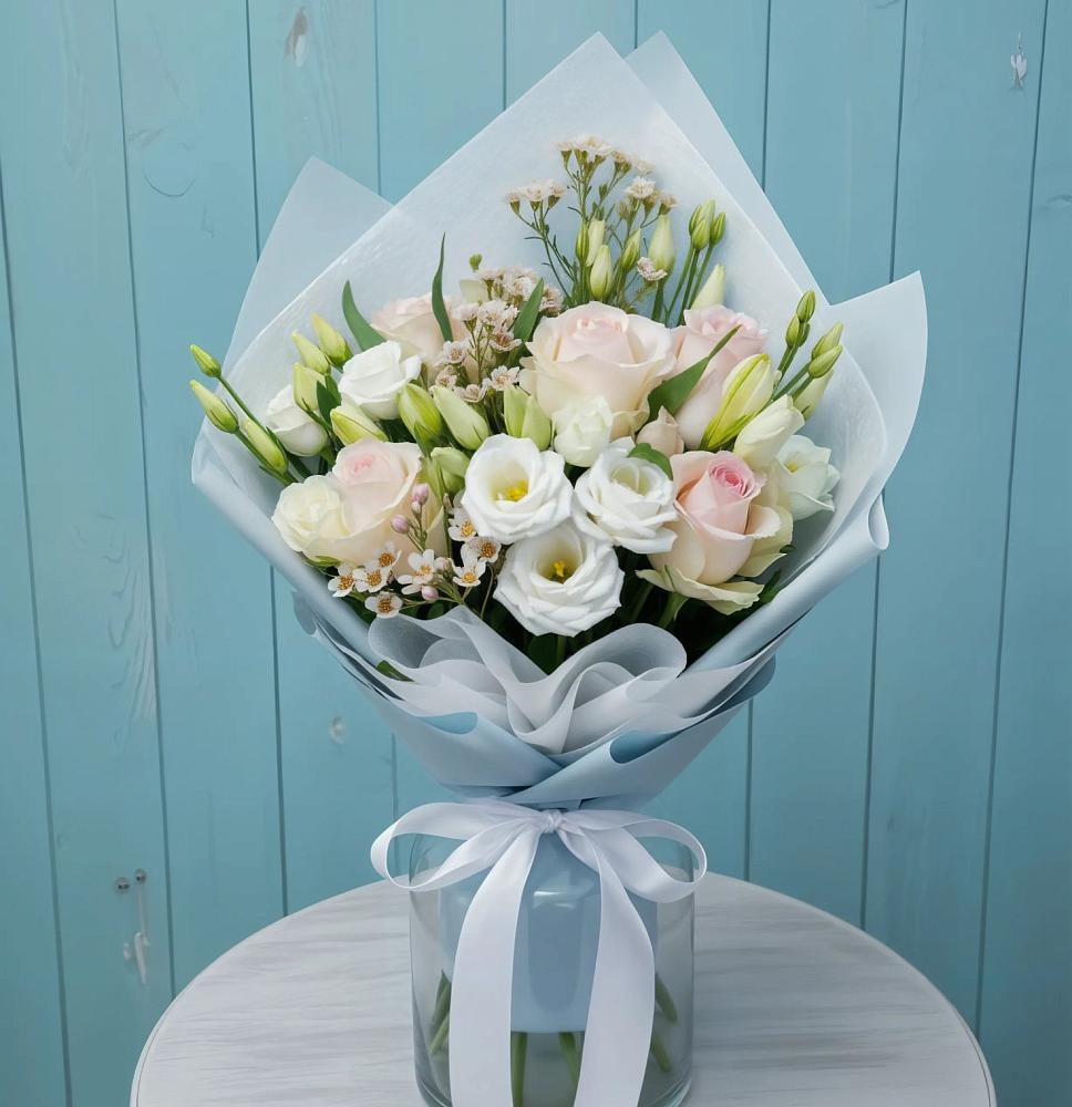 Букет цветов из: Розы и Лизиантусы в Шумихе