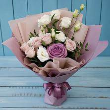 Букет цветов из:  Розы и Лизиантусы в Шумихе