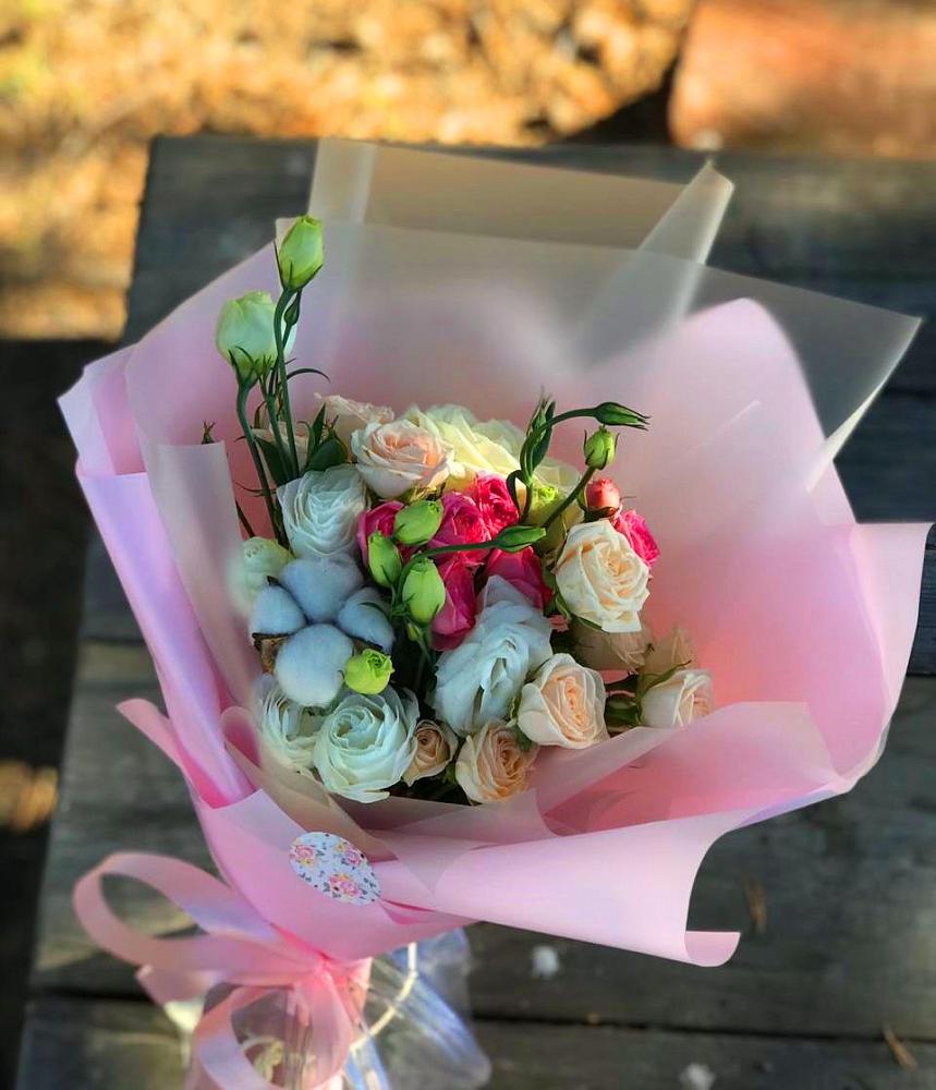 Букет цветов из: Розы и Лизиантусы в Шумихе