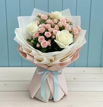 Букет цветов из:  Розы #REPLACE_PRED# Шумихе