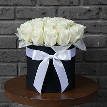 Цветочная композиция из Розы в шляпной коробке в Шумихе