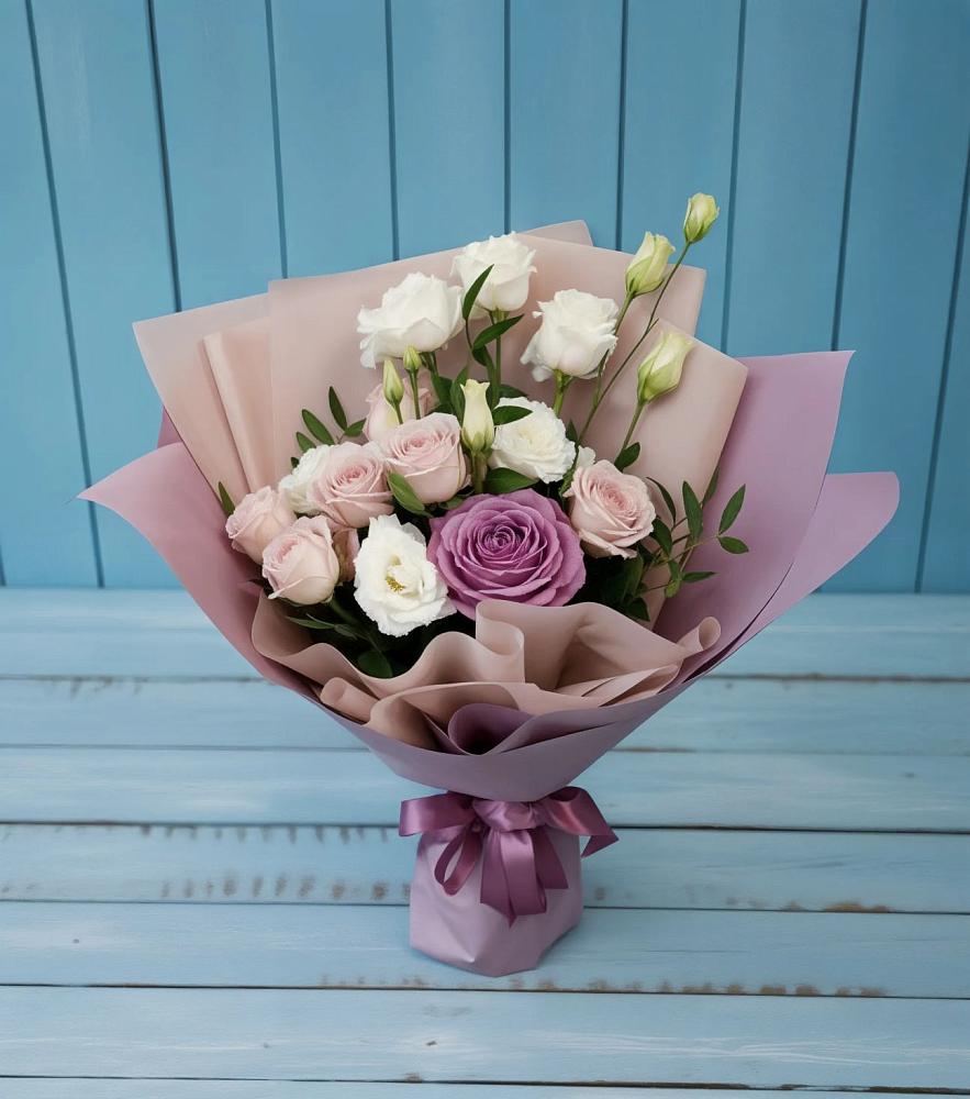 Букет цветов из: Розы и Лизиантусы в Шумихе